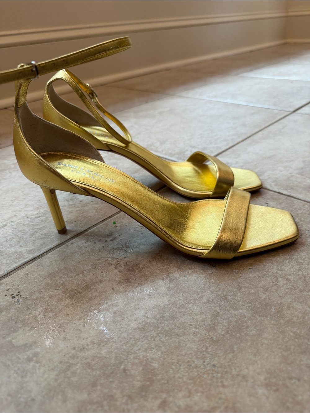 Saint Laurent Heels MSRP $1,100